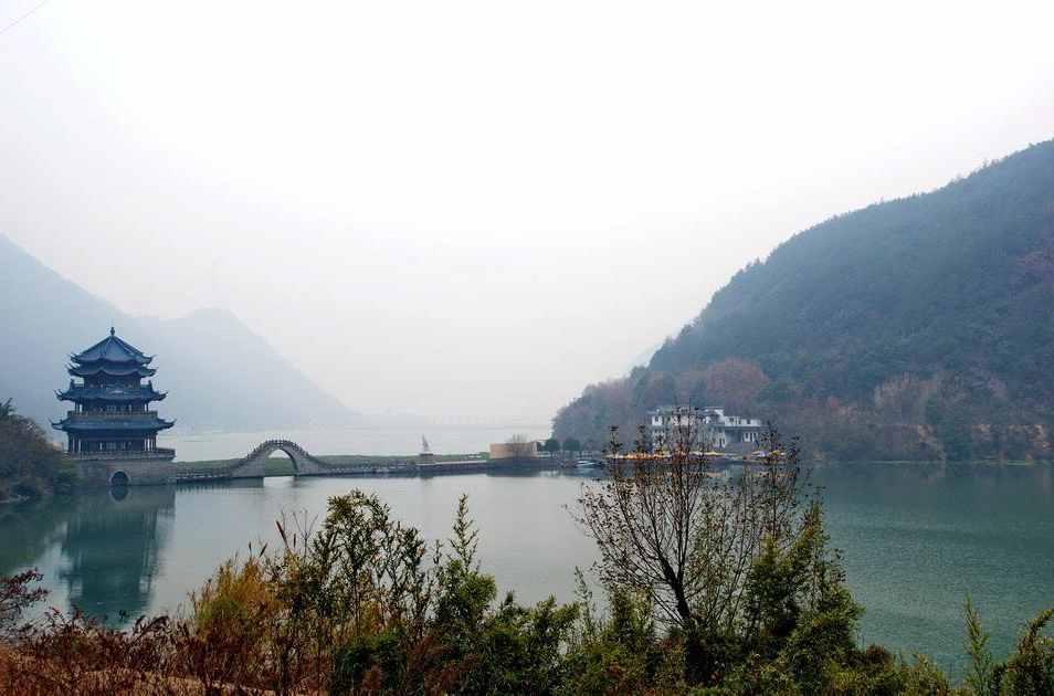 富春山 快懂百科