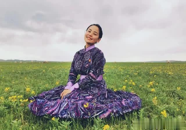 乌音嘎 自媒体工作者 头条百科