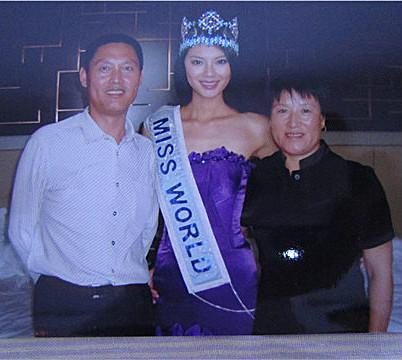 于文霞 世界小姐 社会活动 获奖记录 人物评价 历史版本4 快懂百科