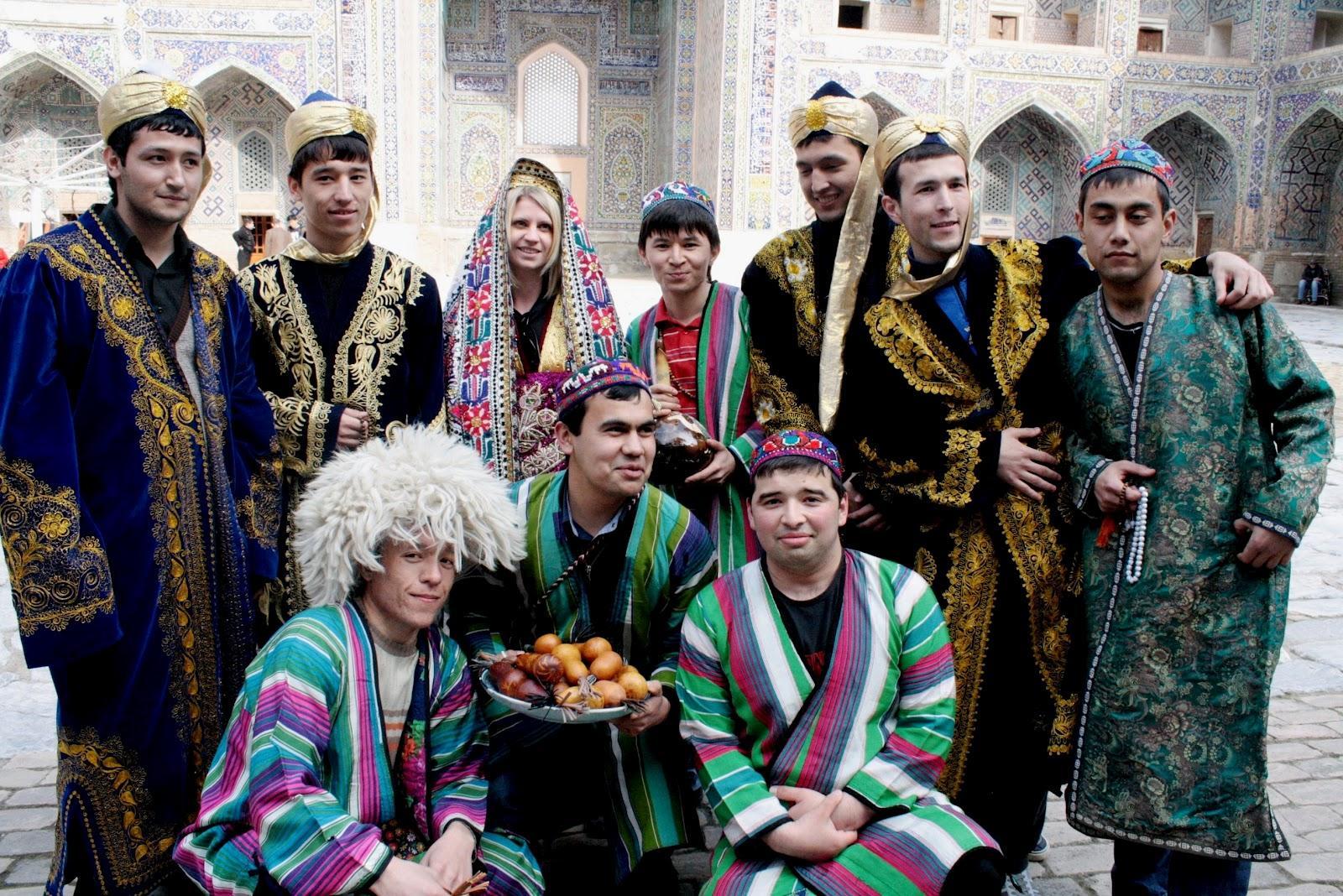 乌兹别克斯坦隆重庆祝庆祝独立23周年【高清大图】 - 国际视野 - 华声新闻 - 华声在线