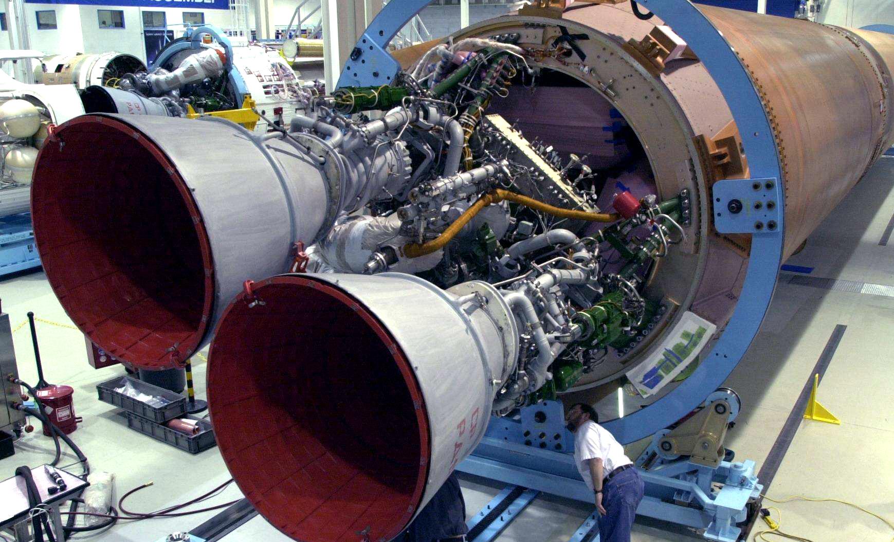 重大突破！世界最大推力整体式固体火箭发动机试车成功 - 科技 - 新湖南